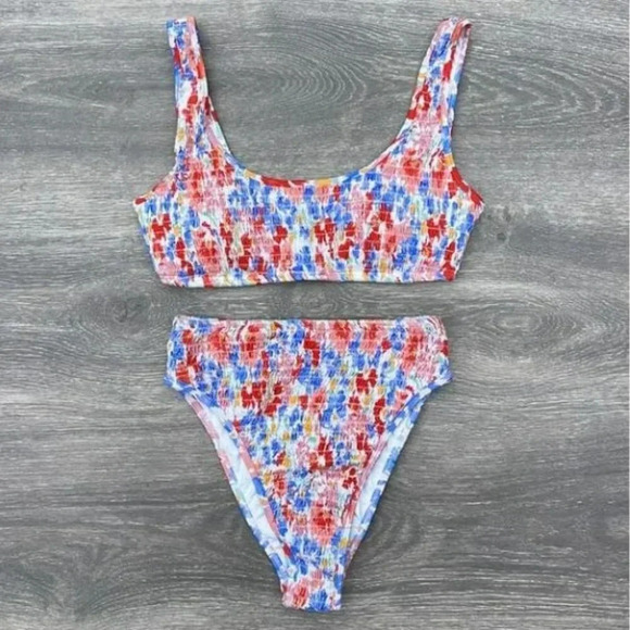 L*Space Forever Flowers Izzie Bikini Top & Barlette Bottoms, flowers forever - Picture 2 of 15